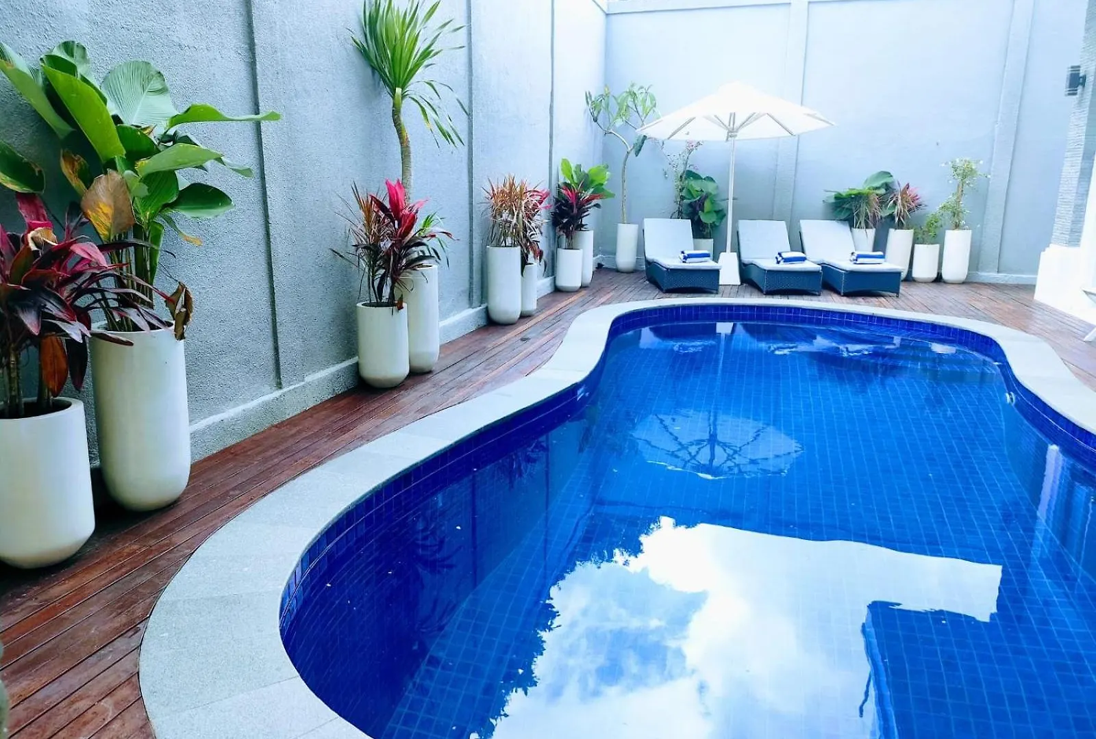 Villa Emas Mulia Uluwatu Luxury 6 0*, أُلُواتو إندونيسيا