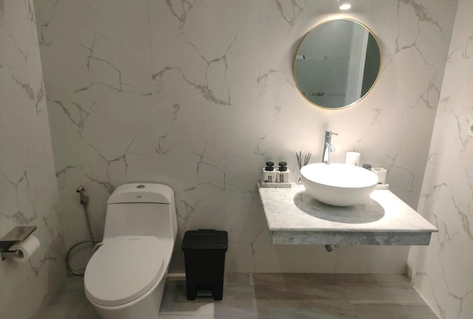 Villa Emas Mulia Uluwatu Luxury 6 شقة أُلُواتو